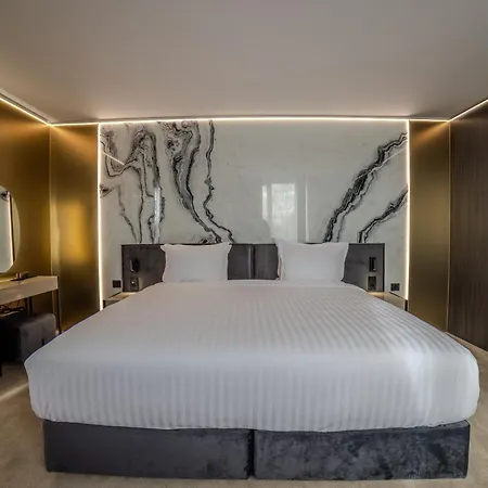 فندق Aslan Gold 3*