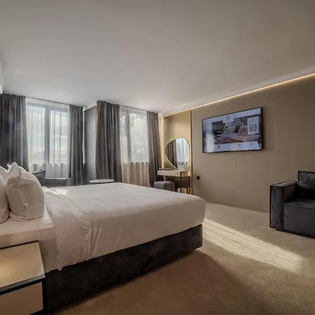 Aslan Gold 3* فارنا