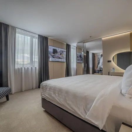 Hotel Aslan Gold Warna